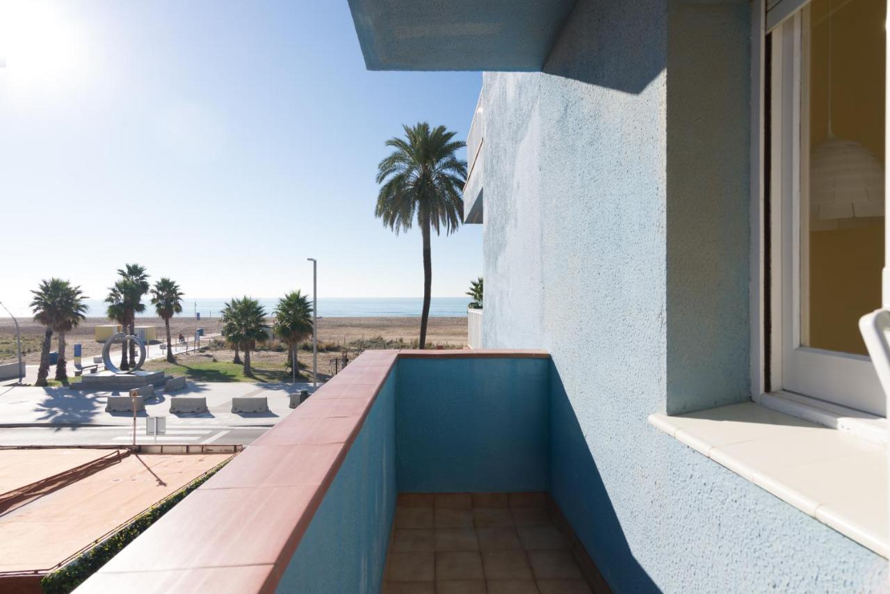 Apartamento En 1Era Linea Mar Con Terraza De 25M2 Castelldefels Exteriér fotografie